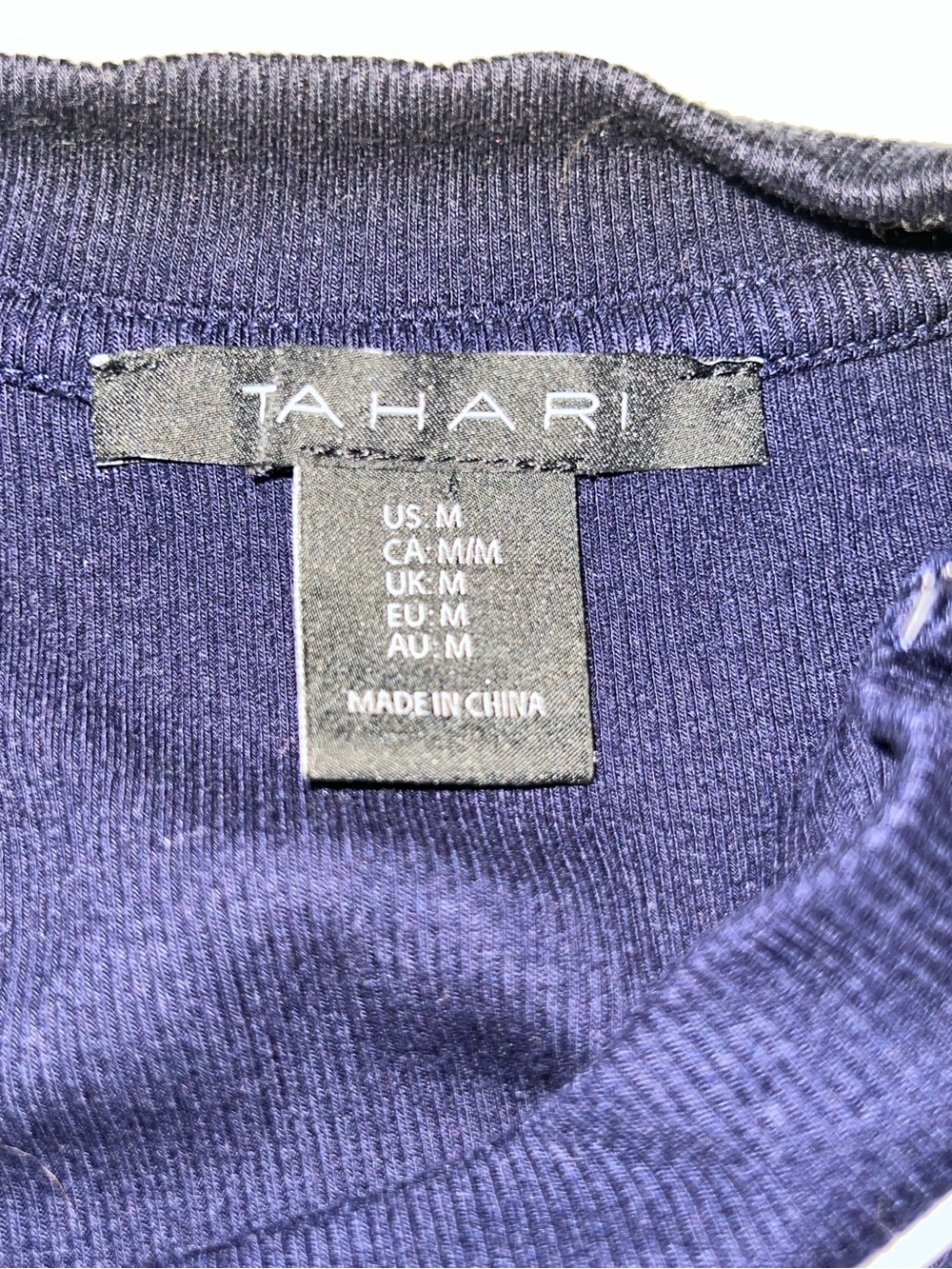 Tahari Navy Ribbed Sleeveless Knit Top with White Contrast Trim – Size Medium - Picture 5 of 6